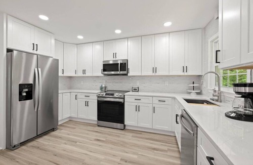 Decatur House | Welcome to Casa Blanca - 4 bedroom Luxury Home