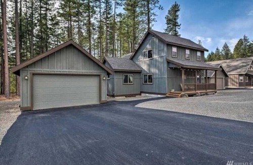 Ronald House | Welcome to the Wapiti Cabin! Near Lake Cle Elum!