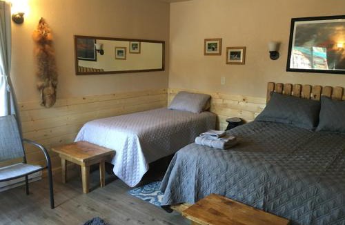 Cohoe House | Whispering Woods AK Cabins