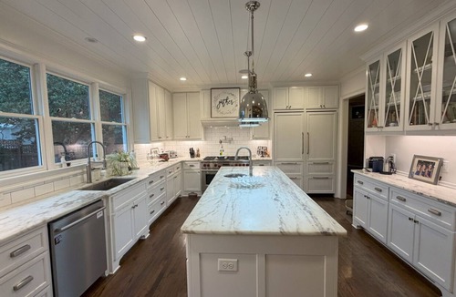 North Decatur House | World Cup Ready - Spacious 6-bedroom house with fitness room, Sleeps 12-14!