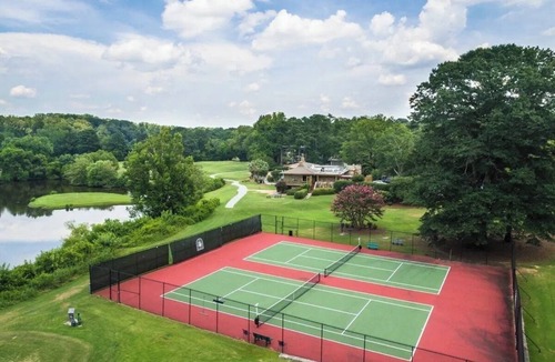 Cross Creek Apartment | Your Buckhead Apartment! Two Bedrooms & Two Bth, Tennis, 18H Golf, 3Summer Pools