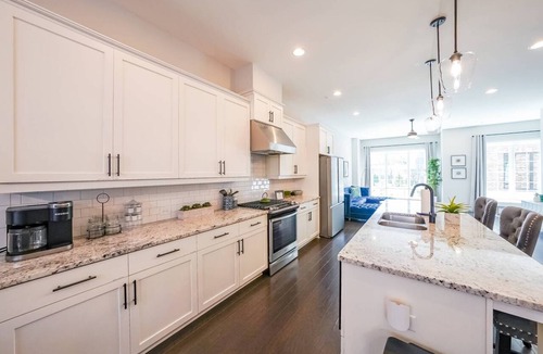 Castleberry Hill House | Your World Cup Home Base! Rooftop/SkylineViews/Walk to The World Cup and Enjoy