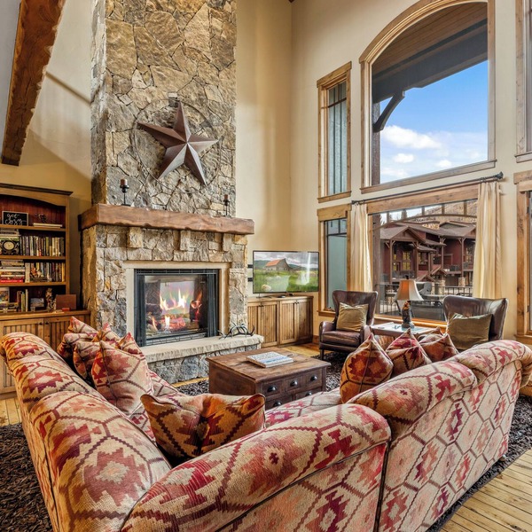 Cimarron #14 - walk to base, winter ski shuttle, private deck spa, Mountain views!