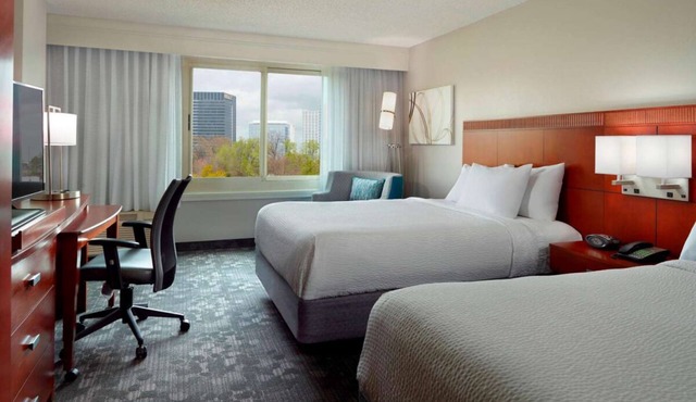 2 Kid-friendly Accommodations Close to Atlanta Botanical Garden! W/Pool Access!