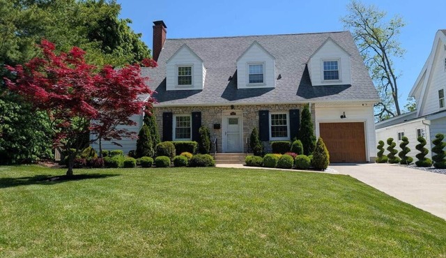 3-Bedroom Cape Cod Oasis, Private Yard, Fire Pit