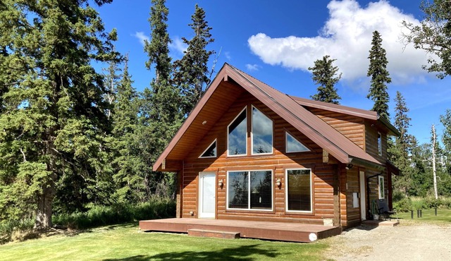 Alaska Range Hideaway luxury cabin w/ mountain view