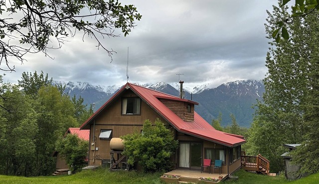 Alaskan Frontier Getaway with Breathtaking Views - 7 bedrooms 3 bathrooms