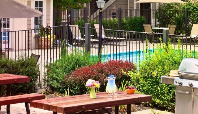 Always A Great Idea To Unwind! Free Parking, Pet-friendly Property