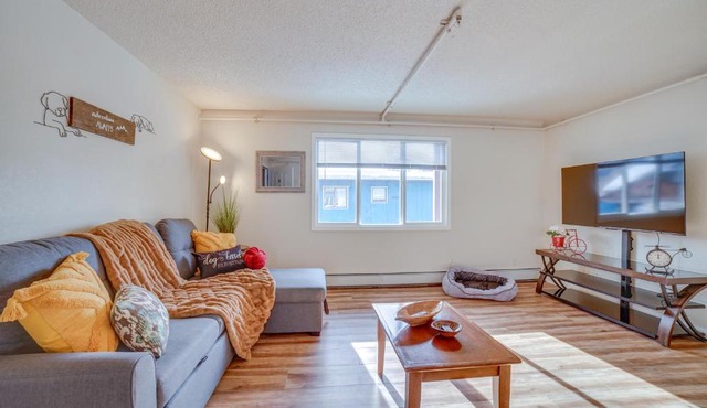 Anchorage Apartment Rental w/Mountain Views!