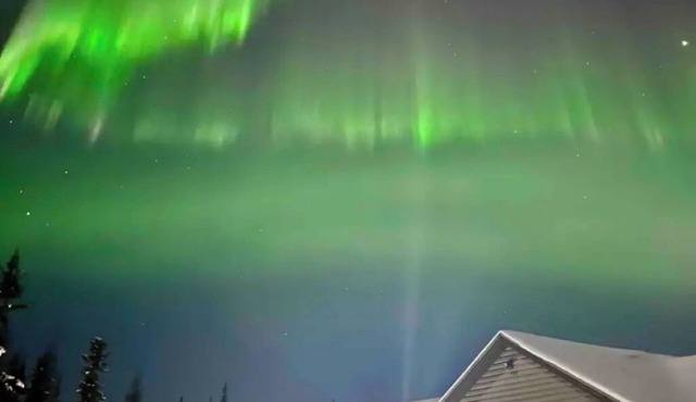Aurora viewing 3BR/2BA home, plus heated 2 car garage, North Pole, AK.