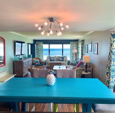 Beach Front 2 Pools Balcony