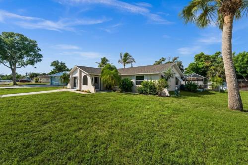 Beautiful, Accessible Venice Home near the beach and Historic Venice Downtown