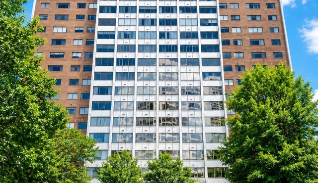 Beautiful Midtown Atlanta Unit - FREE Parking