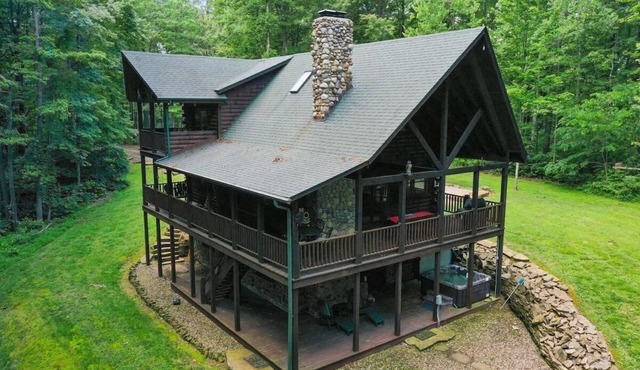 Bella Luna-Cabin-Private Bathroom