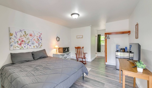 Boat, Fish & Hike! All-Season Schroon Lake Getaway