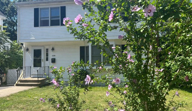 Boston Single Family House - Super Quiet and Private