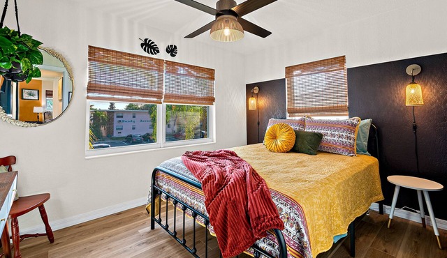 Boutique style Apt/Walk to Beach/Pet friendly