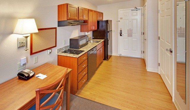 Candlewood Suites Williston by IHG