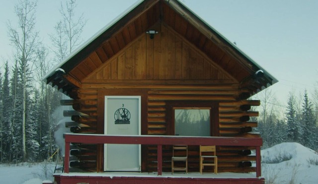 Caribou Cabin -Rustic Cabin with Sauna