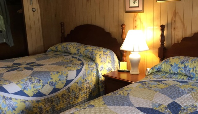Cave Mountain Motel