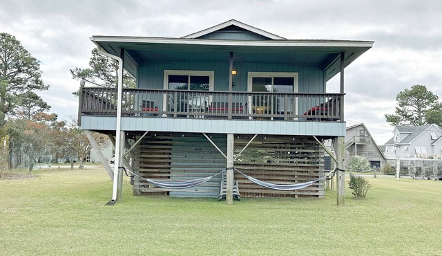 CH108A- CF w/3 Bedrooms, Private Dock, Fire Pit and Dog Friendly