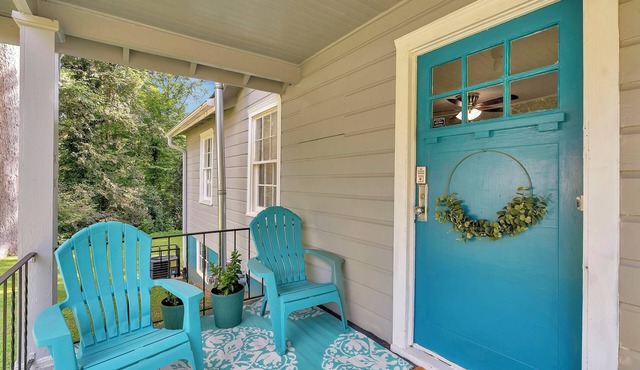Charming 2-bedroom cottage with WiFi, AC in enjoyable Atlanta
