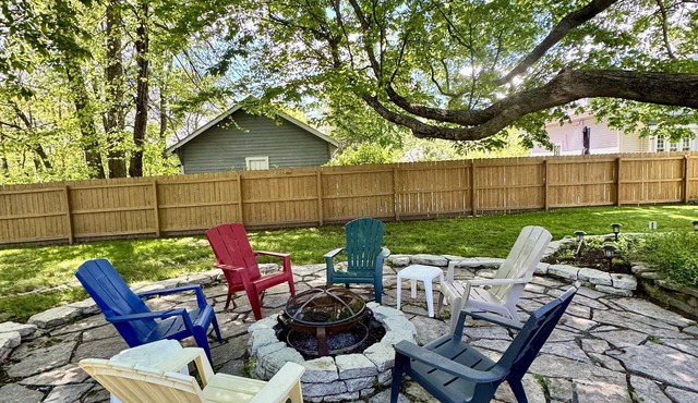 Comfortable & Spacious 2-Bedroom Home Near Riverside Park & Findlay Attractions in Findlay