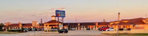 Cotulla Executive Inn in Cotulla