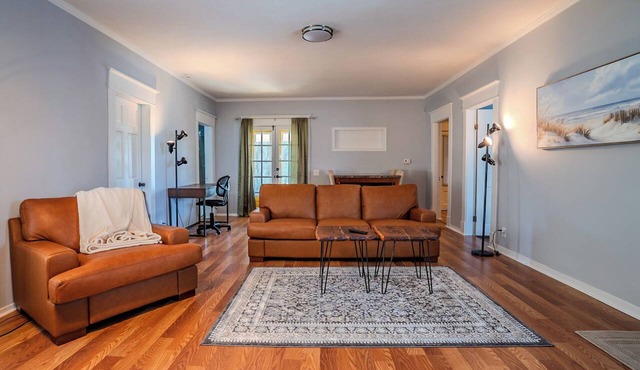 Cozy 2-bedroom house in the heart of Lewis Center