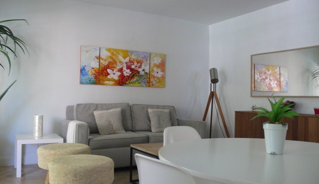 Cozy beach apartment in the heart of Key Biscayne