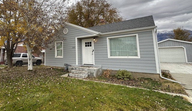 Cozy home with close access to Provo Canyon and main highways.