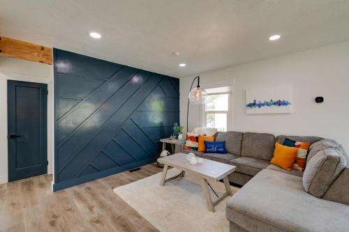 Cozy & Modern SLC Home: Yard, 6 Mi to Dtwn!