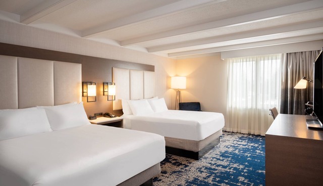 Crowne Plaza Albany - The Desmond Hotel by IHG