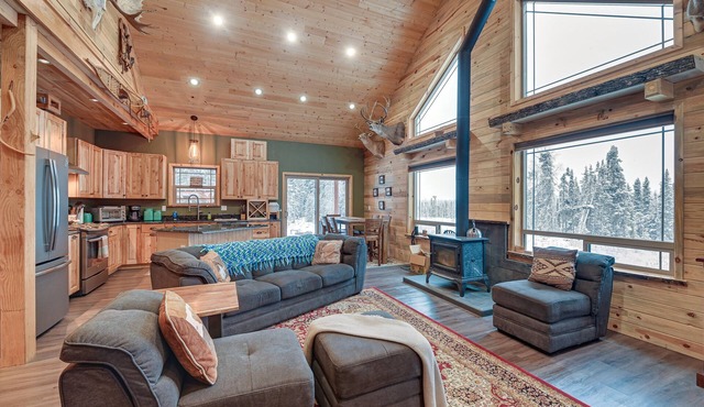 Custom Kasilof Cabin on 40 Private Acres