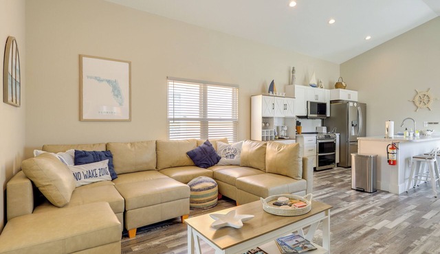 Deck & Steinhatchee River Views: Family Getaway in Steinhatchee
