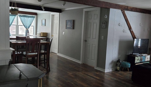 Delightful 3-bedroom apartment in charming Cooperstown awaits you
