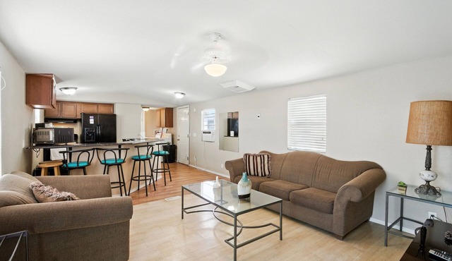 Desert Haven Cozy 2-Bedroom Mobile Home Near NMSU 2 Home