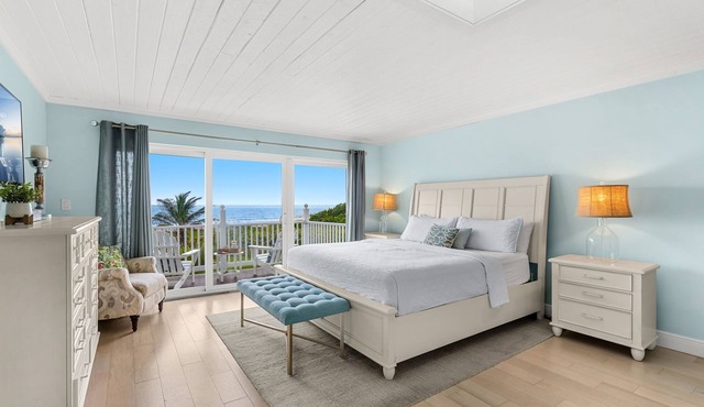 Direct Oceanfront Indialantic Getaway – Balcony, Patio & BBQ Grill!