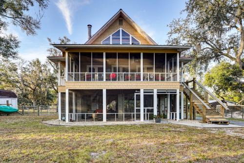 Dog-Friendly Home w/Dock on Suwannee River!