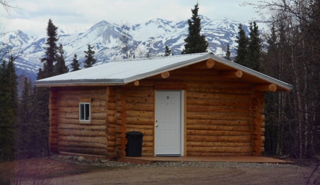 Experience True Alaska secluded Cabin just 15 miles from Denali National Park.