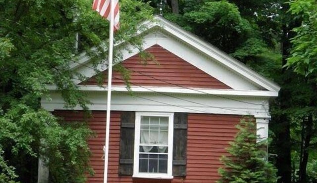 Featured in a Home & Garden TV Special 30 South Mountain Road