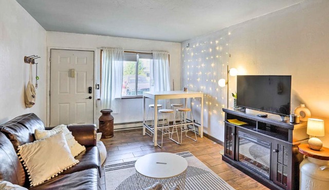 First-Floor Hunter Condo < 1 Mi to Slopes!