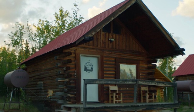 Fisherman's Fortress — Rustic Cabin