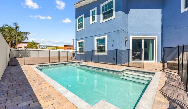 Fortebello Beachside 170 With PRIVATE POOL