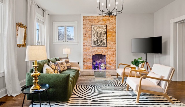 Historic Short North: Hot Tub, BBQ, Free Parking