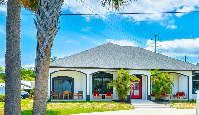 Indian River: Tranquil Waterfront Retreat