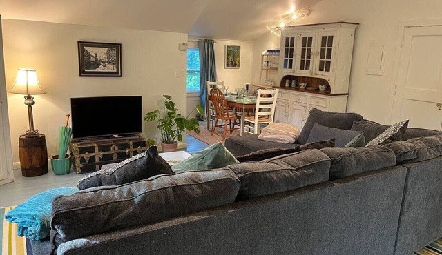 Kinderhaus Loft in Chatham, NY