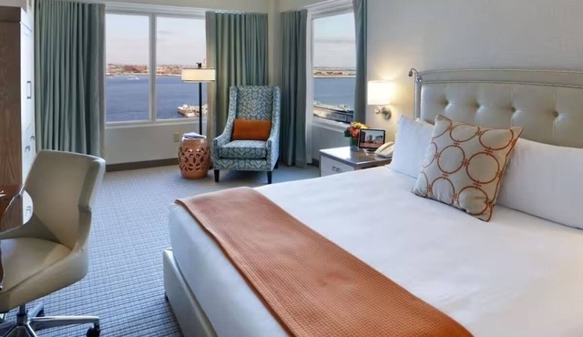 King Harborview Suite | Seaport Boston | Boston Harbor Views
