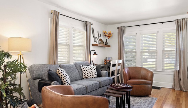 L1 - Firepit Nights & Beach Days, 3BR w/Stunning Backyard, Pet Friendly too