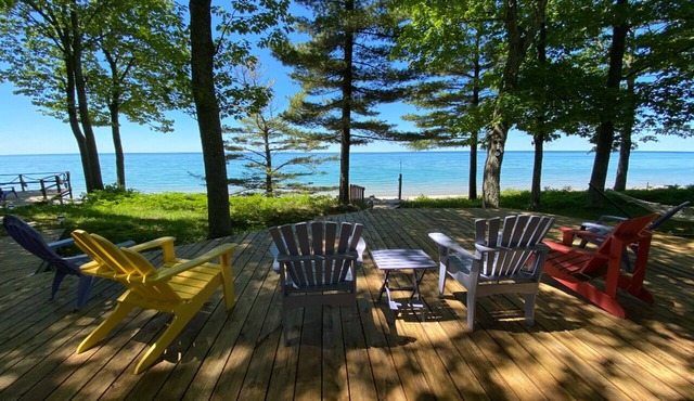 Lake Michigan beachside cottage in Good Hart